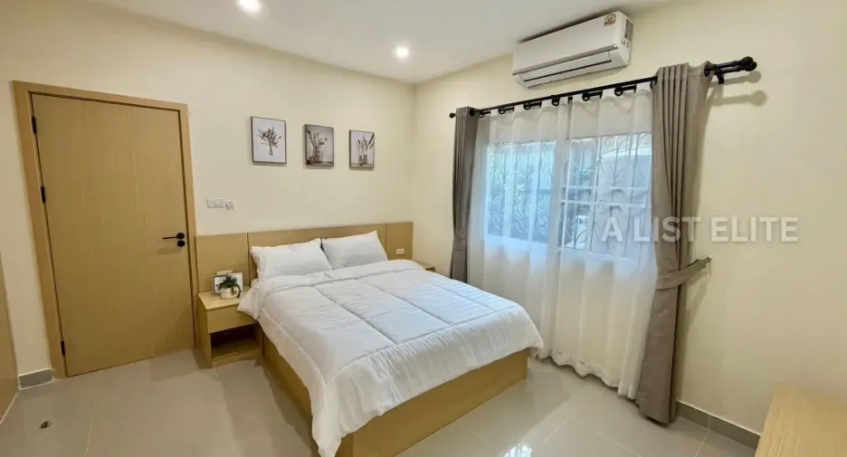For rent 5 bedrooms house in Bang Lamung, Chonburi