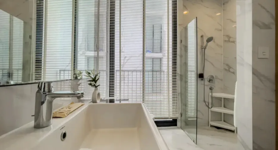 For rent 1 bed condo in Watthana, Bangkok