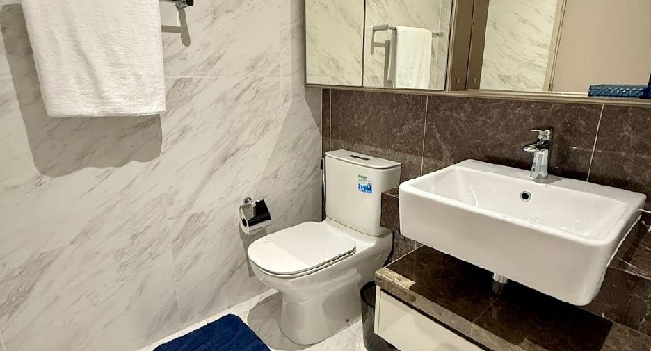 Condo en alquiler de 1 habitaciones en Khlong Toei, Bangkok
