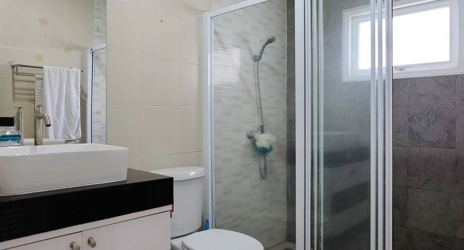 For rent 3 bedrooms house in Bang Lamung, Chonburi
