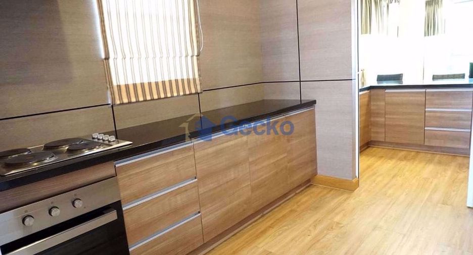 For rent 4 ベッドルーム house in Bang Lamung, Chonburi