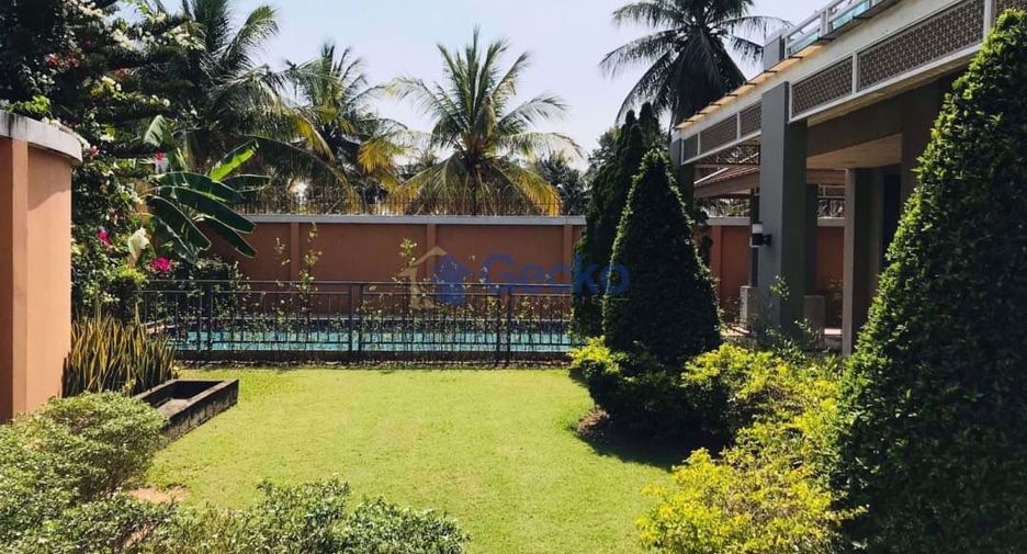 For rent 4 ベッドルーム house in Bang Lamung, Chonburi