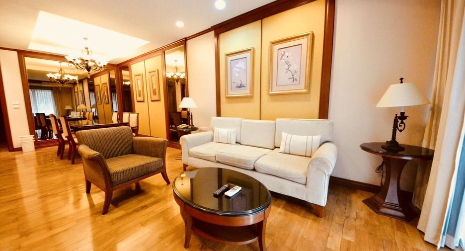 For sale 2 bedrooms condo in Khlong Toei, Bangkok