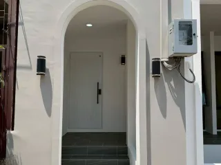 For sale 4 bedrooms house in Phra Khanong, Bangkok