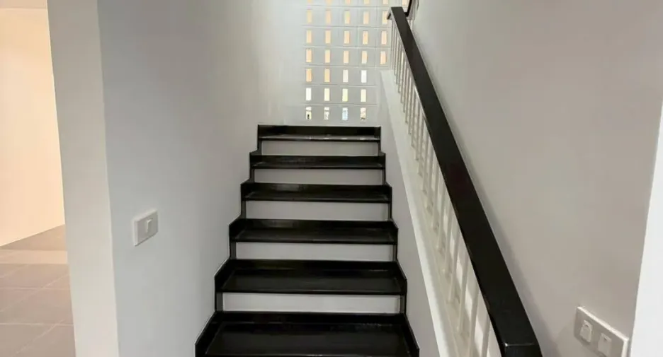 For sale 4 bedrooms house in Phra Khanong, Bangkok