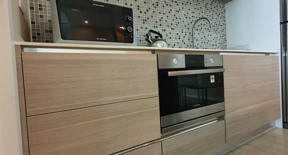 Condo en alquiler de 1 habitaciones en Watthana, Bangkok