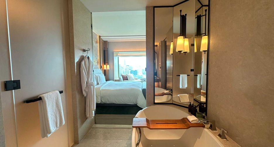 For rent 1 bed condo in Bang Rak, Bangkok