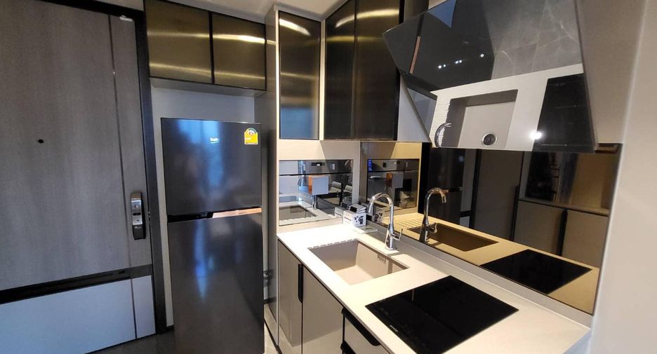 For rent 1 bed condo in Watthana, Bangkok
