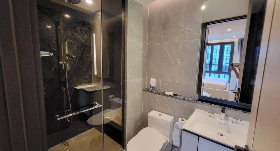 For rent 1 bed condo in Watthana, Bangkok