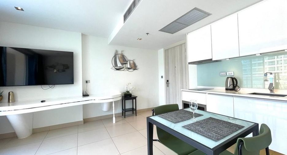 For sale 1 bed condo in Bang Lamung, Chonburi