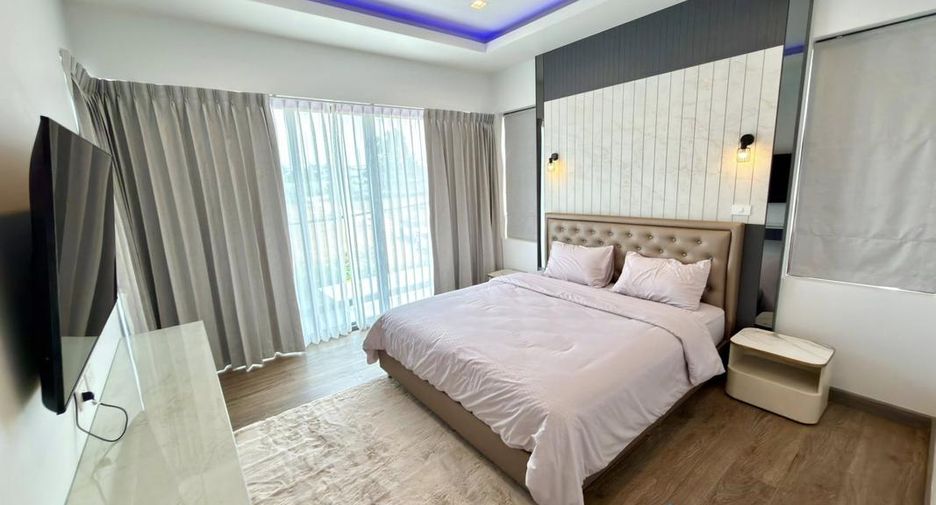 For sale 5 bedrooms villa in Bang Lamung, Chonburi