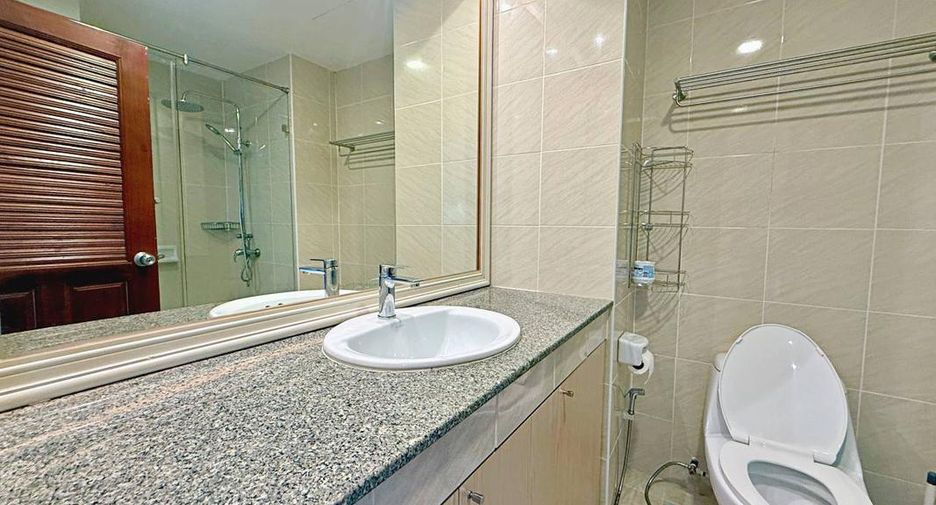 For sale studio condo in Bang Lamung, Chonburi