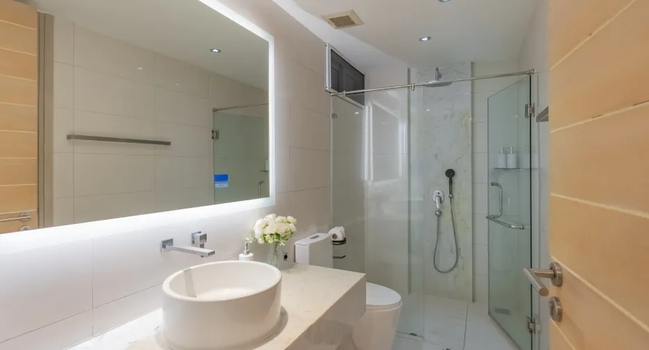 For sale and for rent 2 bedrooms condo in Mueang Phuket, Phuket