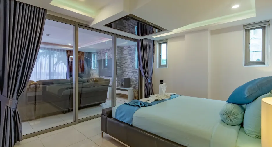 For sale and for rent 2 bedrooms condo in Mueang Phuket, Phuket