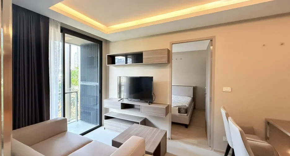 For rent 2 bedrooms condo in Khlong Toei, Bangkok