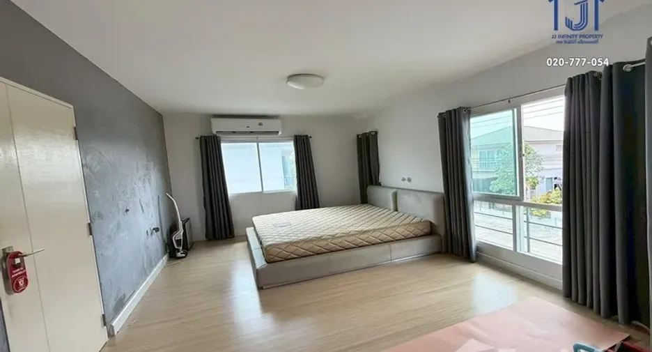 For sale 3 bedrooms house in Khlong Luang, Pathum Thani