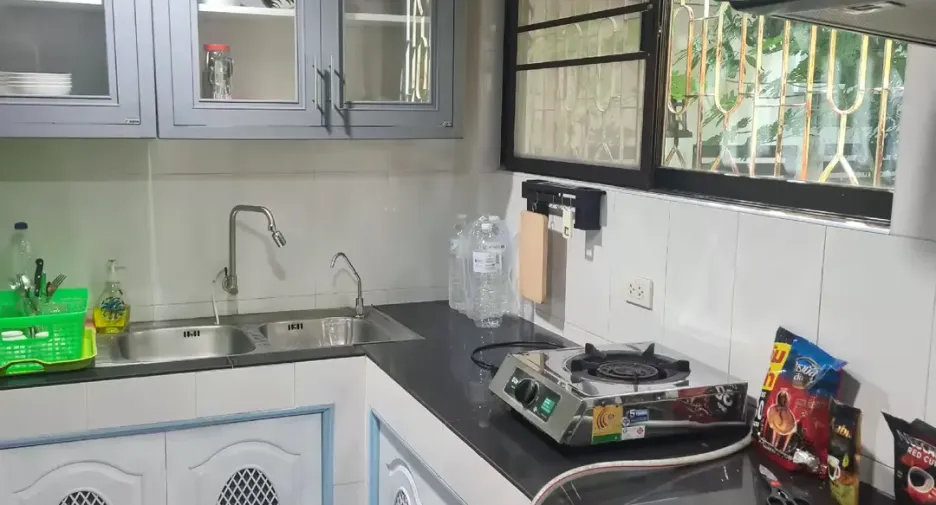 For rent 3 bedrooms townhouse in Mueang Rayong, Rayong