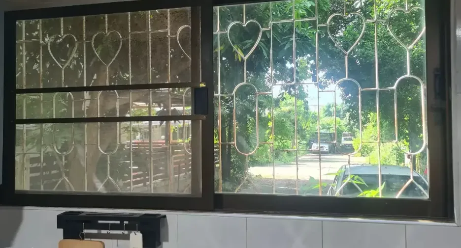 For rent 3 bedrooms townhouse in Mueang Rayong, Rayong