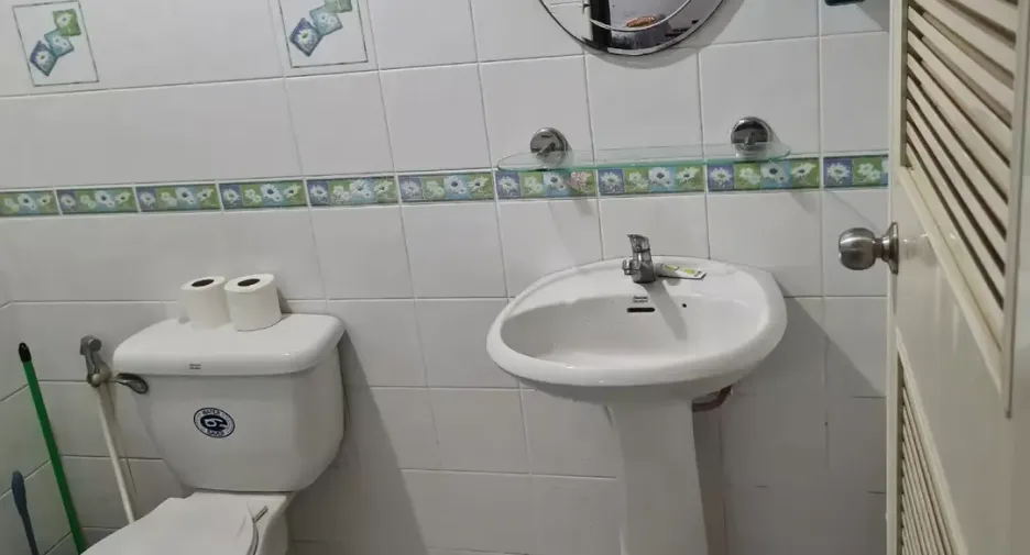 For rent 3 bedrooms townhouse in Mueang Rayong, Rayong