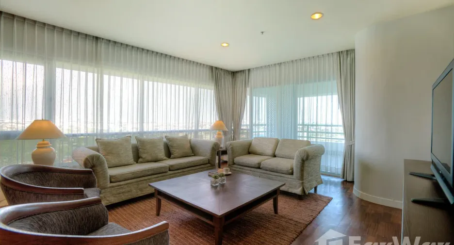 For rent 3 bedrooms apartment in Pak Kret, Nonthaburi