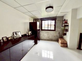 For sale 3 bedrooms townhouse in Phra Khanong, Bangkok
