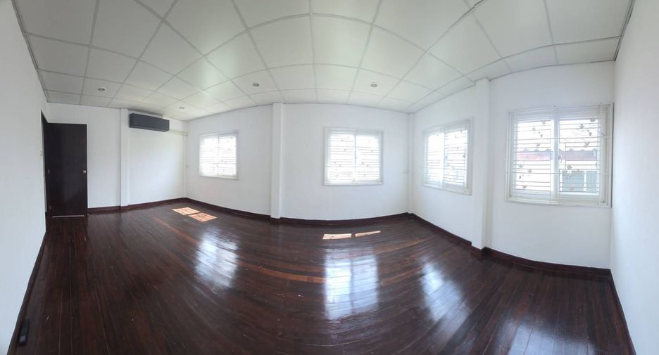 出租 2 卧室 独立屋 在 Bang Khen, 曼谷