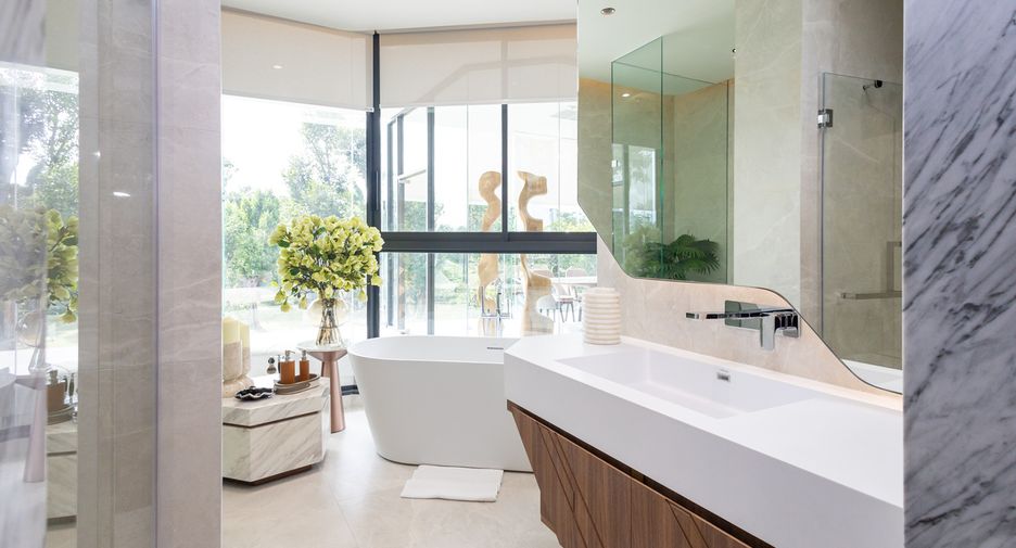 For sale 3 bedrooms condo in Thalang, Phuket