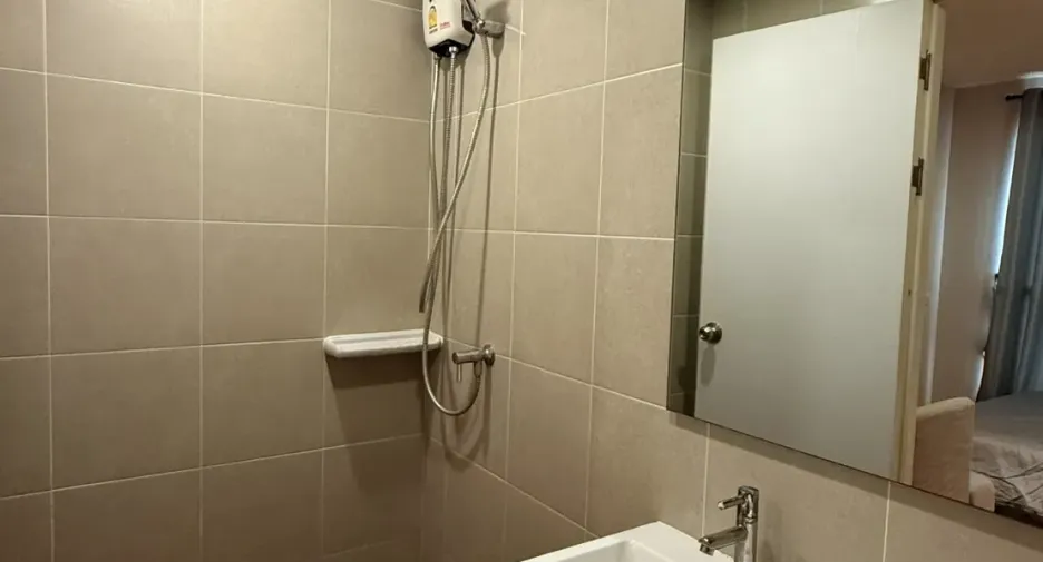 For sale 1 bed condo in Bang Phlat, Bangkok