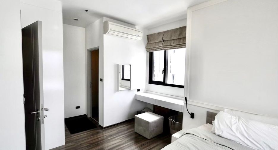 For sale 1 bed condo in Khlong Toei, Bangkok