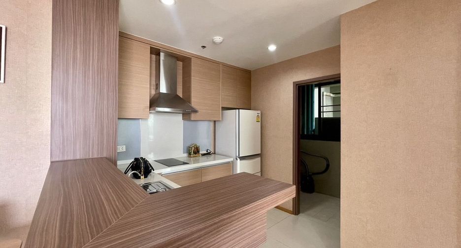 Condo en alquiler de 1 habitaciones en Khlong Toei, Bangkok