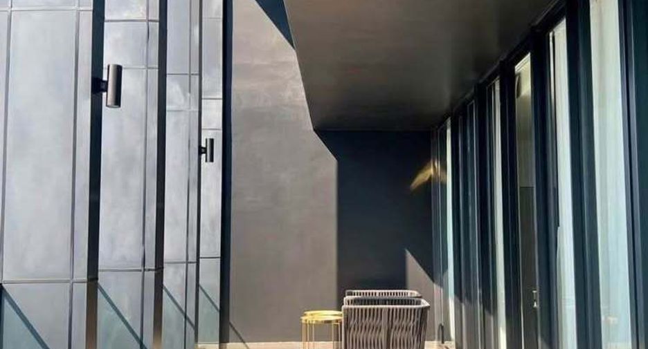 Condo en alquiler de 3 habitaciones en Pathum Wan, Bangkok