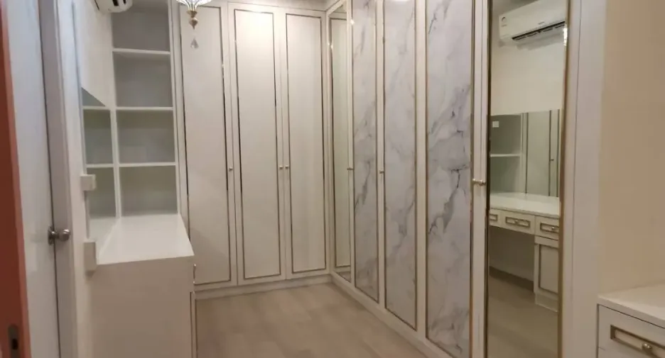 For sale studio condo in Bang Phlat, Bangkok
