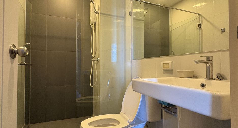 For sale studio condo in Min Buri, Bangkok