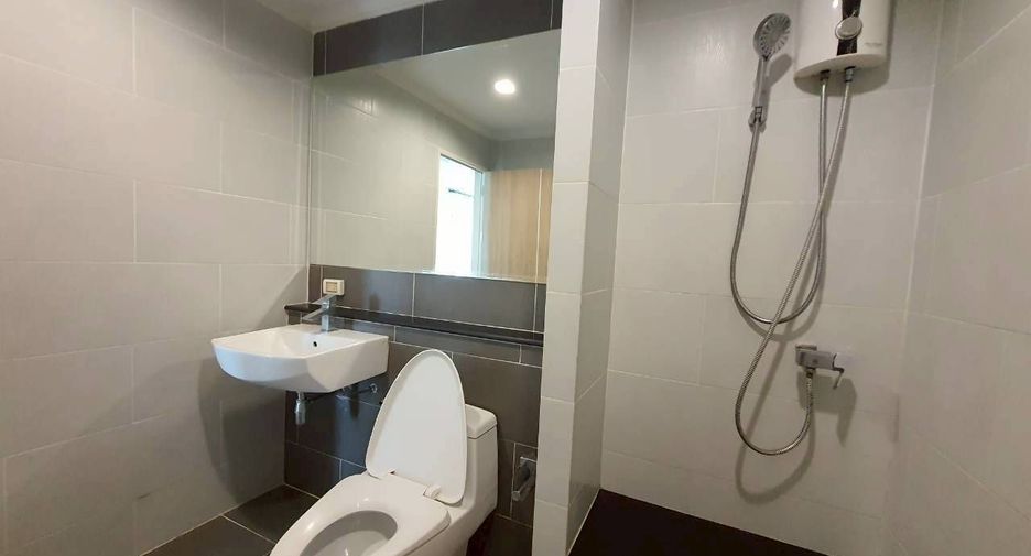 For sale and for rent 4 bedrooms house in Bang Kapi, Bangkok