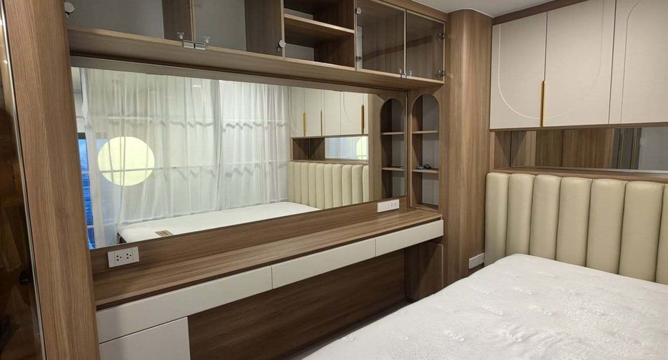For rent 1 bed condo in Thon Buri, Bangkok