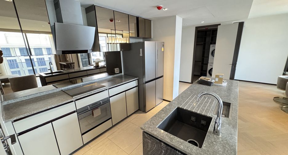 For rent 2 ベッドルーム condo in Watthana, Bangkok