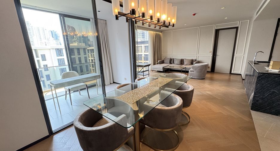 For rent 2 ベッドルーム condo in Watthana, Bangkok