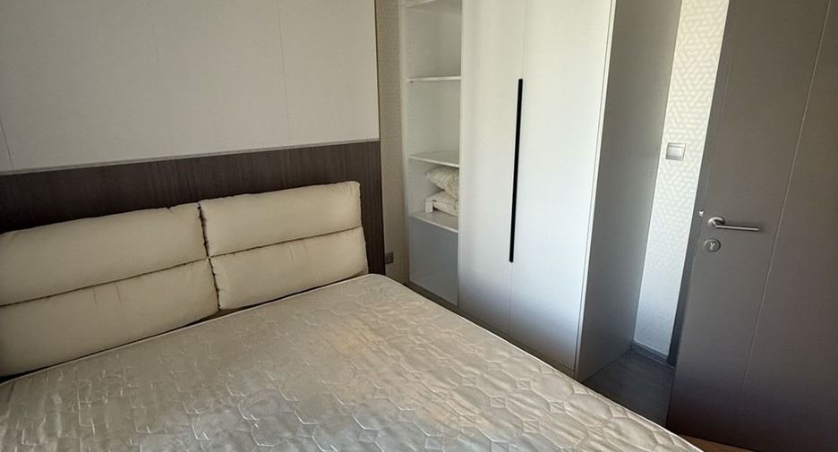 For rent 1 bed condo in Huai Khwang, Bangkok