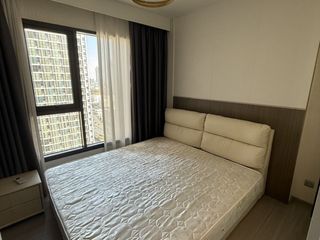 À louer 1 chambre condo à Huai Khwang, Bangkok