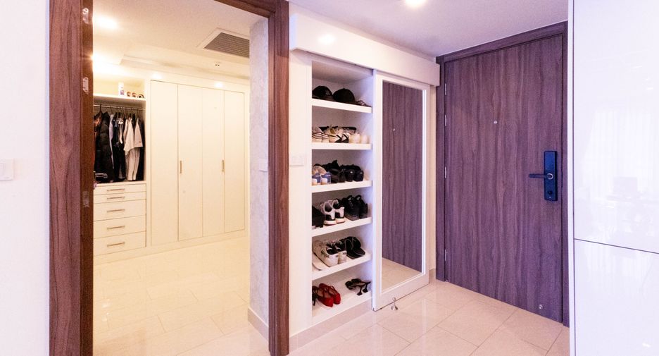 À vendre 2 chambres condo à Bang Lamung, Chonburi