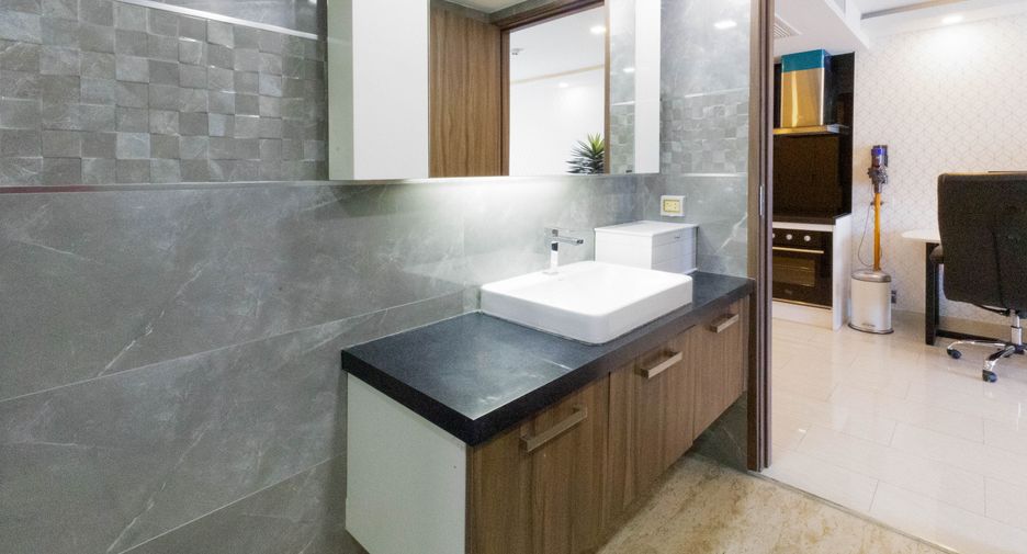 À vendre 2 chambres condo à Bang Lamung, Chonburi