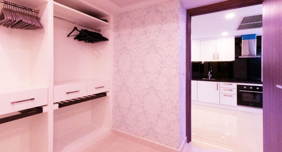 À vendre 2 chambres condo à Bang Lamung, Chonburi