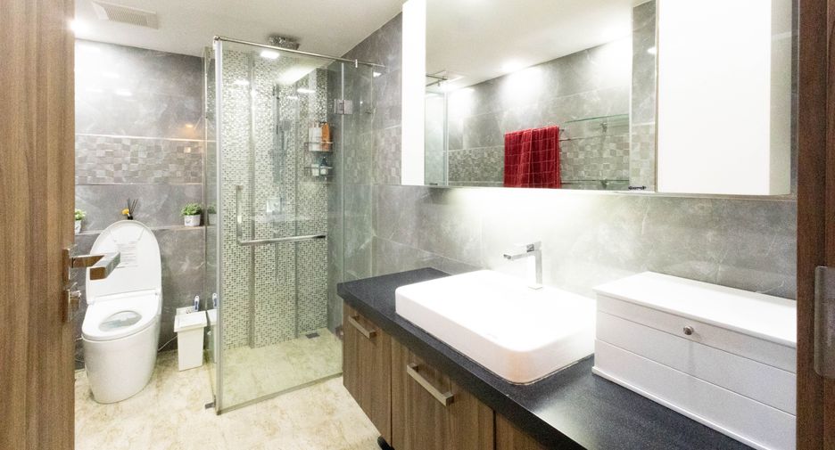 À vendre 2 chambres condo à Bang Lamung, Chonburi