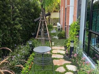 For rent 3 bedrooms condo in Pathum Wan, Bangkok