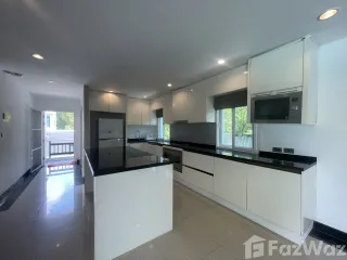 Villa en alquiler de 4 habitaciones en Kathu, Phuket