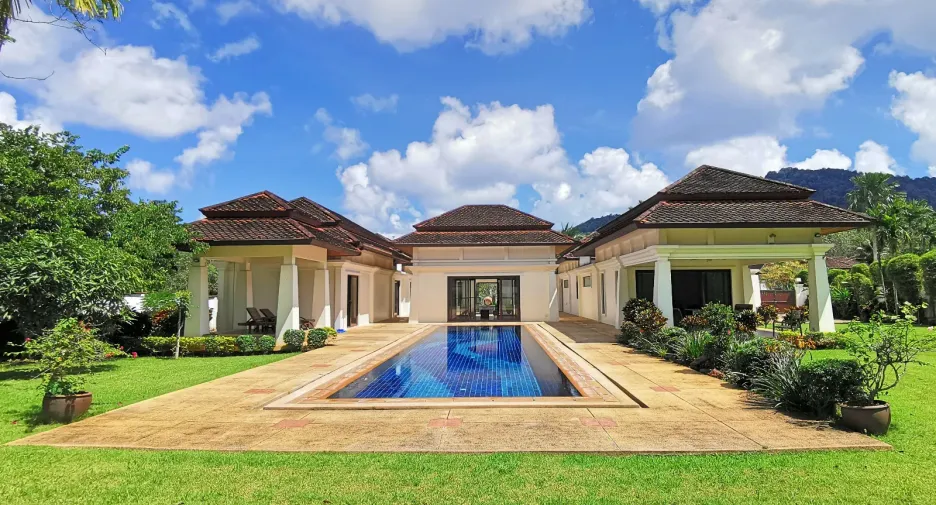 For rent 5 bedrooms villa in Thalang, Phuket