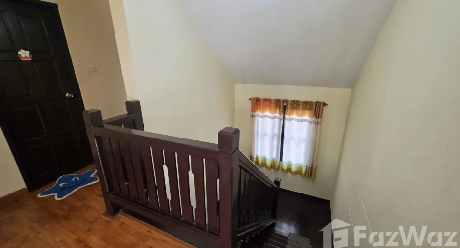 For rent 5 bedrooms house in Mueang Chiang Mai, Chiang Mai