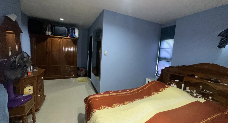For rent 5 bedrooms house in Mueang Chiang Mai, Chiang Mai