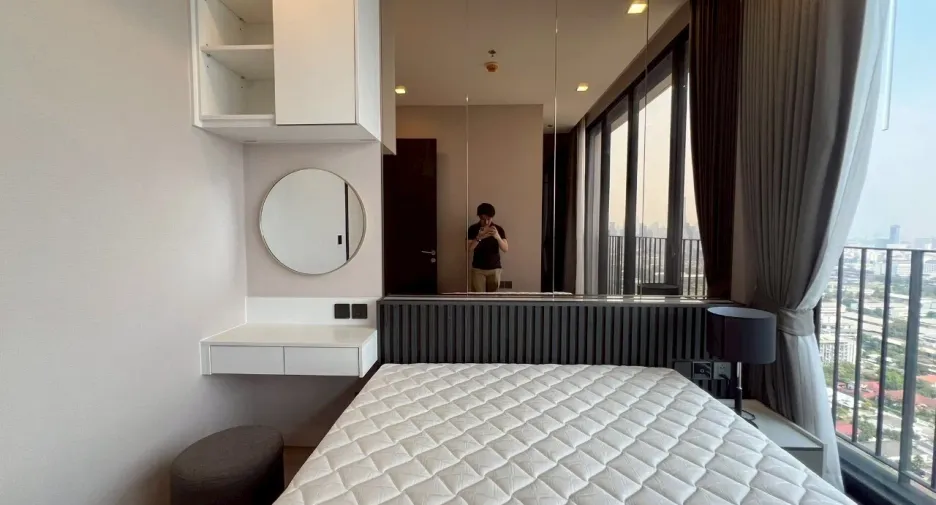 Condo en alquiler de 2 habitaciones en Phaya Thai, Bangkok