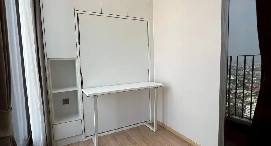 Condo en alquiler de 2 habitaciones en Phaya Thai, Bangkok